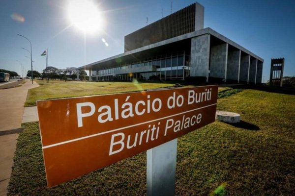 Imagem - [URGENTE] Concurso DF: Governo terá reunião com bancas para avaliar retomadas