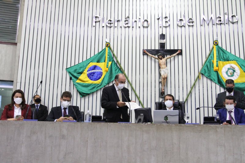 Imagem - Concurso CE: governo aprova reajuste salarial para carreira policial