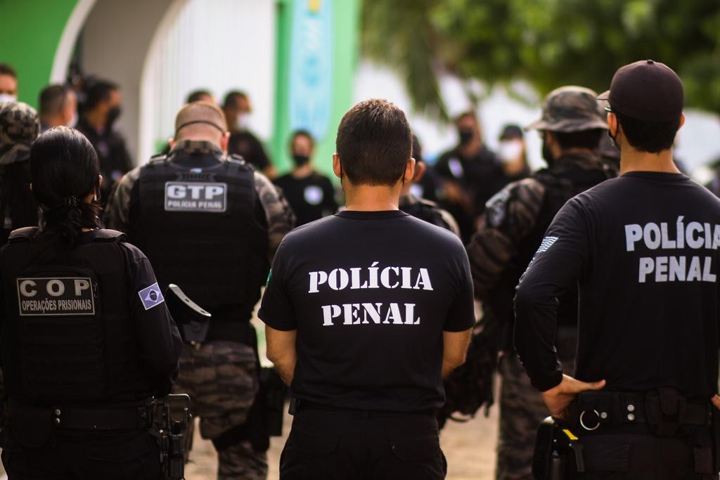 Edital Polícia Penal PI publicado; 400 vagas e R$ 6,4 mil! | Direção  Concursos