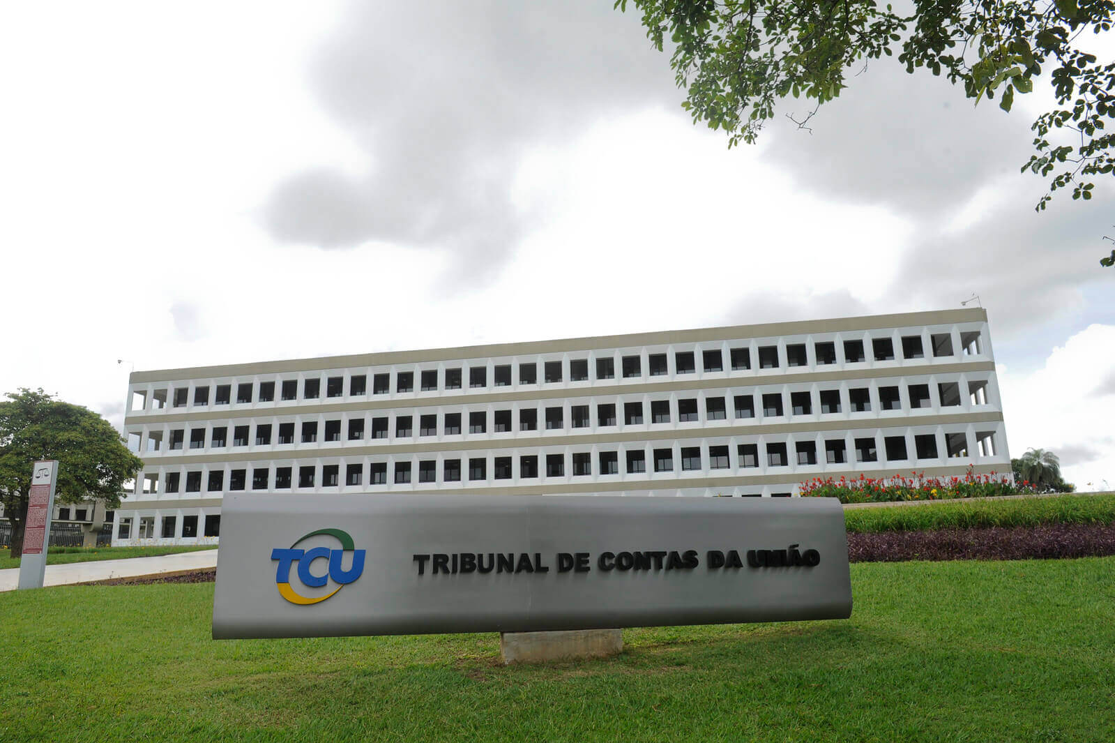 Edital TCU publicado: 40 vagas + 20 CR para Técnico; R$ 15,1 mil!