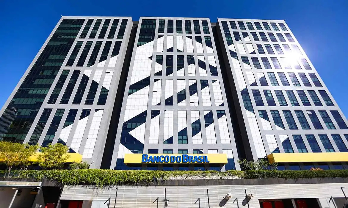 Imagem - Concurso Banco do Brasil: ganhos de mais de R$120 mil por ano? Confira!