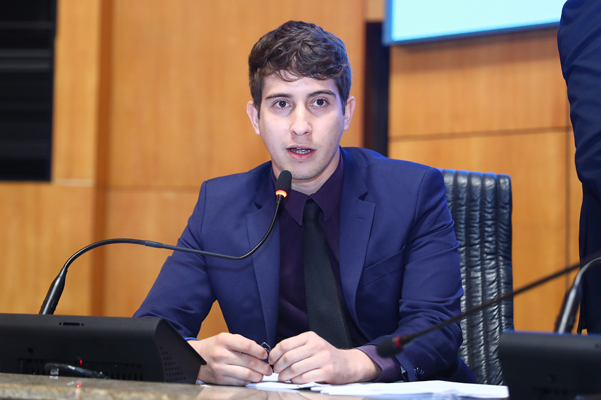 Concurso público: deputado quer proibir cotas raciais e de gênero; entenda!