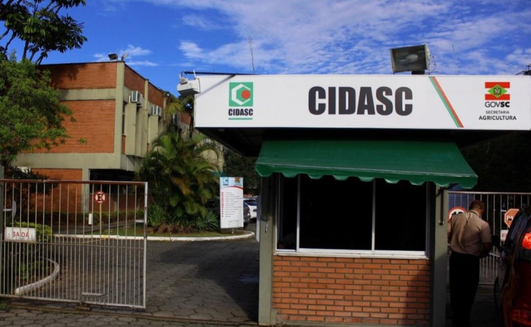 Concurso SC sem discursiva: edital oferta 28 vagas de nível médio e superior; até R$ 12,5 mil!