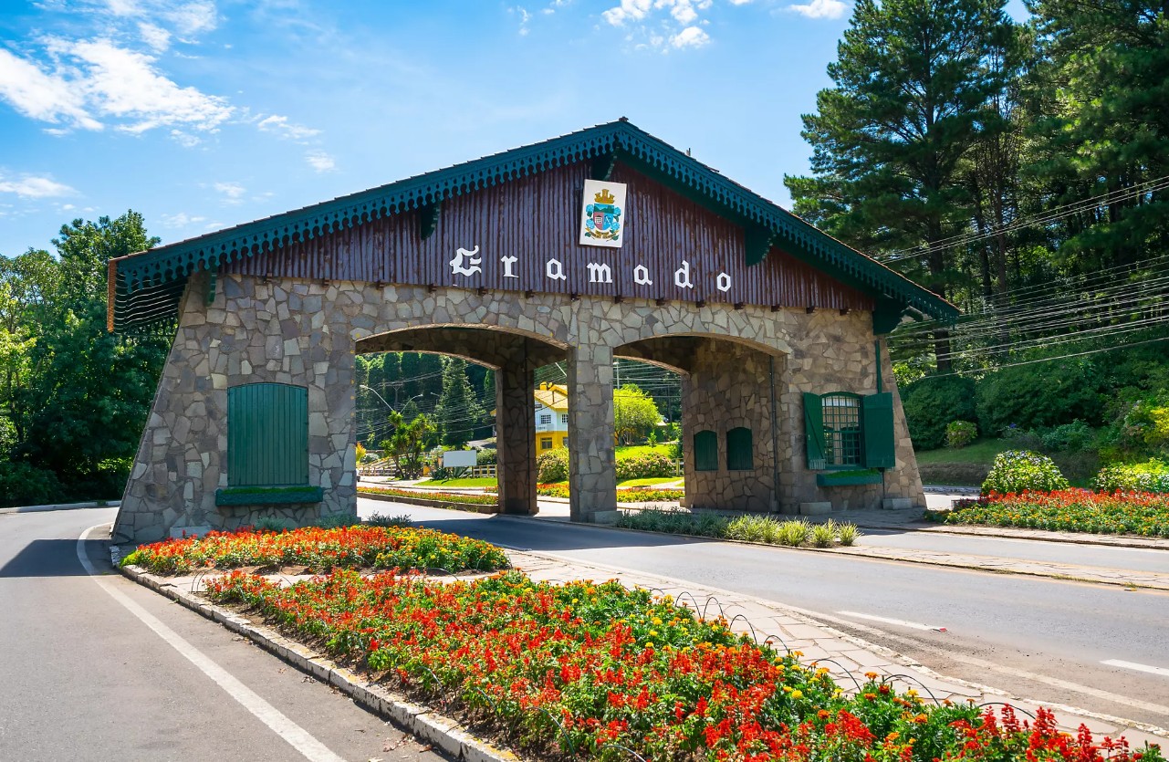 Imagem - Concurso no RS abre vagas de níveis médio e superior com salários até R$ 10,6 mil!